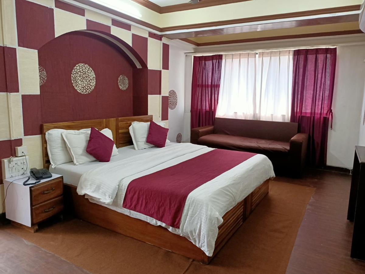 Kalpataru Hometel Mumbai Exteriör bild